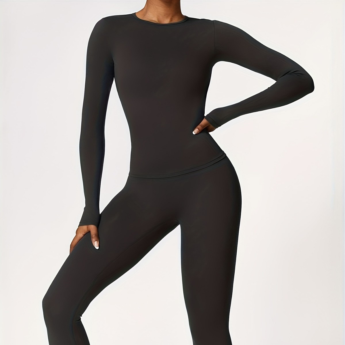 Tight-fitting yoga suit slim l - Fitness & Nutrition Lab recensione e prezzo